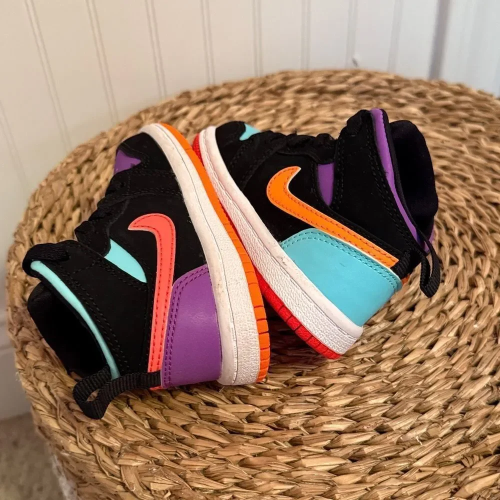 Nike Colorful Kids' High-Top Sneakers - 5C - NWOB